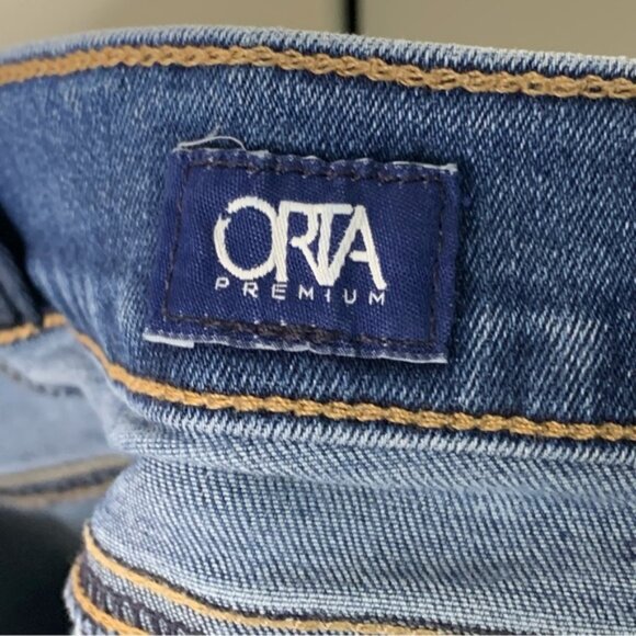 Lucky Brand Sweet Straight Stretchy Jeans - Picture 12 of 13